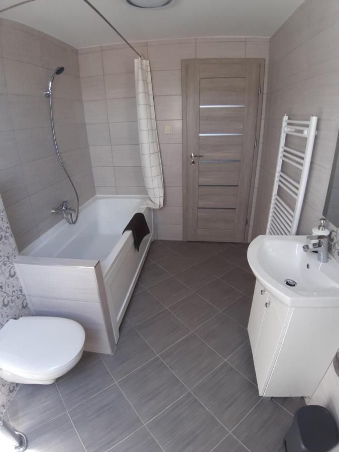 Profi Keco Apartman Balatonalmádi Zewnętrze zdjęcie