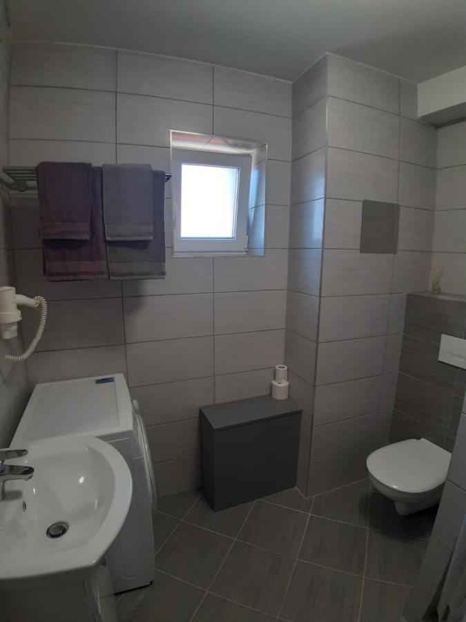 Profi Keco Apartman Balatonalmádi Zewnętrze zdjęcie