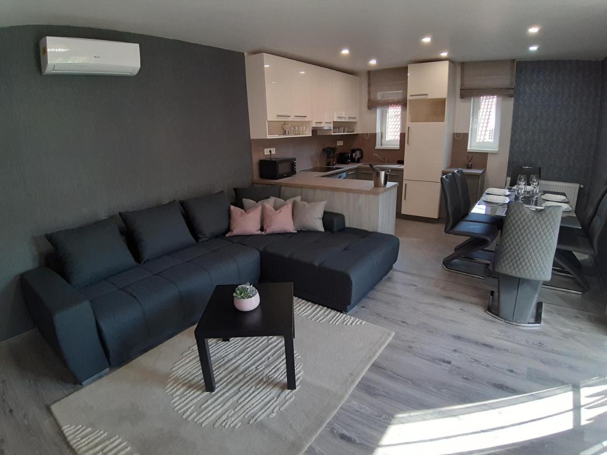 Profi Keco Apartman Balatonalmádi Zewnętrze zdjęcie
