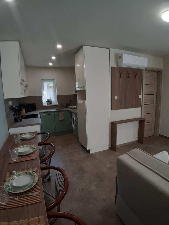 Profi Keco Apartman Balatonalmádi Zewnętrze zdjęcie