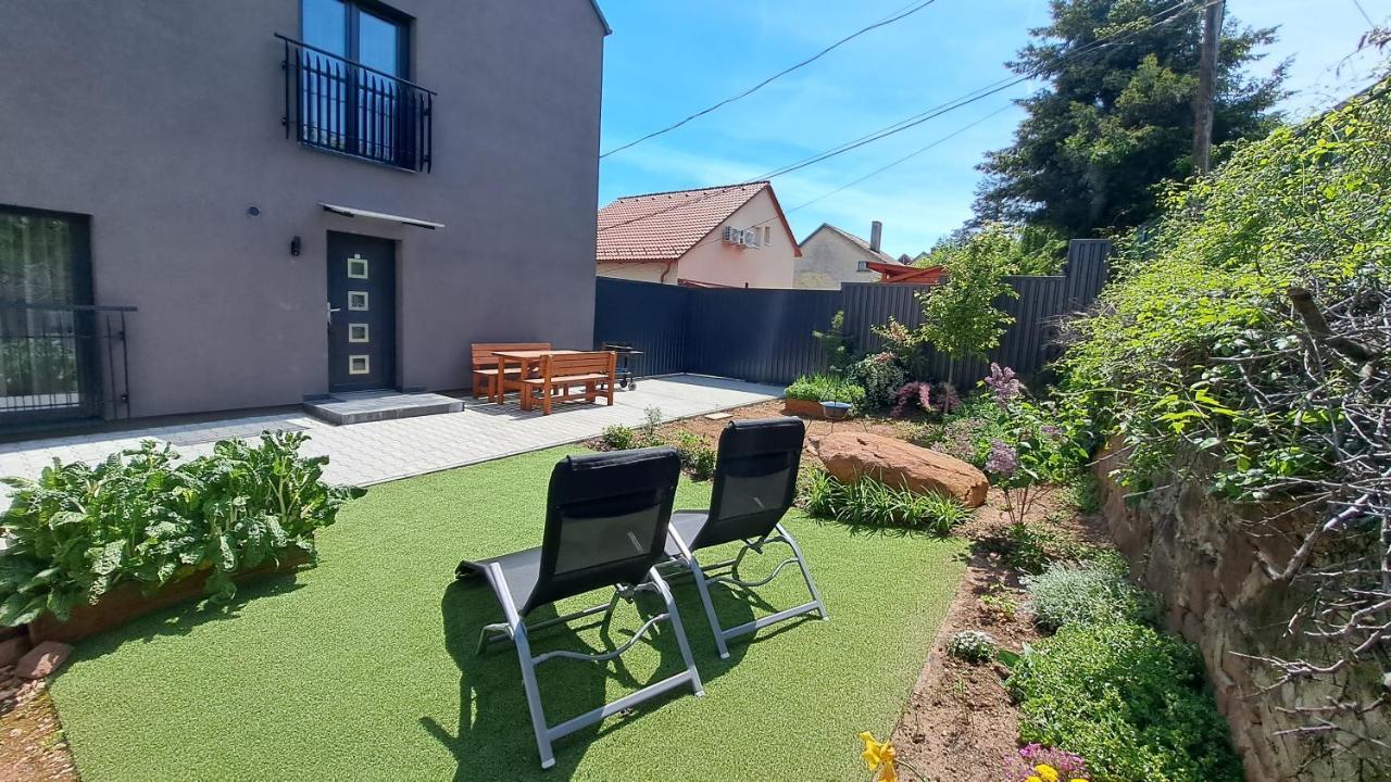 Profi Keco Apartman Balatonalmádi Zewnętrze zdjęcie